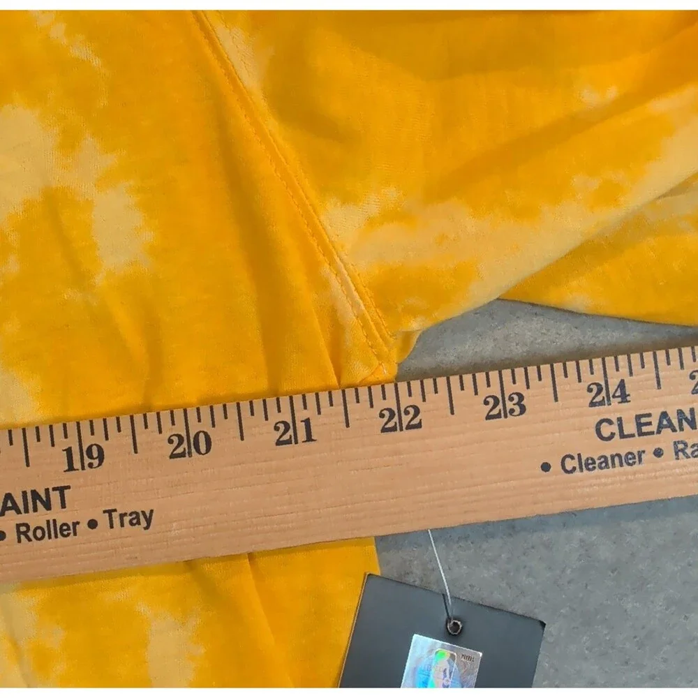 NWT Los Angeles Lakers UNK NBA T Shirt Mens XL Yellow Tie Dye Long Sleeve Logo